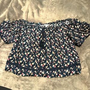 American Eagle Off the Shoulders Top